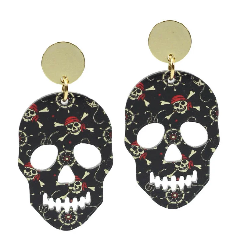 Rings with etched floral bands for detail -The Gaspy Skull Earring