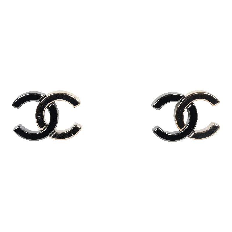 Floral Stud Earrings with Petals -Pre-owned Chanel CC Two-Tone Stud Earrings Ruthenium & Light Gold Hardware