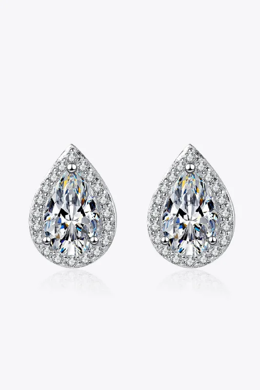 Lightweight Stud Earrings for All Day -Moissanite Teardrop Stud Earrings