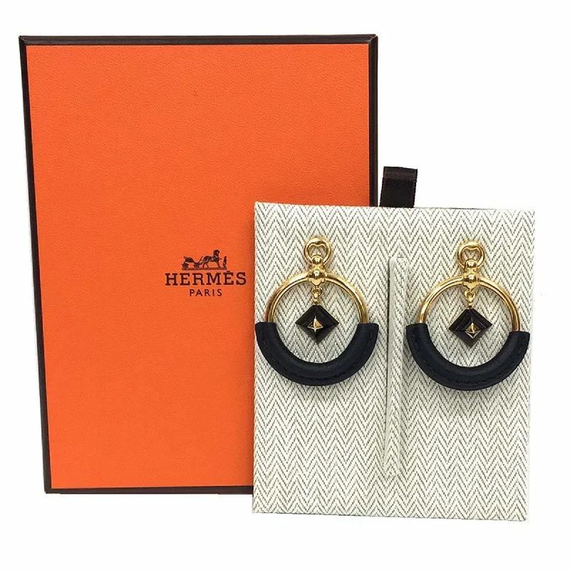 Stud Earrings with Leaf Motifs -Hermes   Metal Swift Leather Stud Earrings (Pre-Owned)